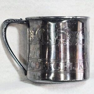 Edwardian Wm A Rogers 1905–1915 ABC Baby Cup Continuous Alphabet Nursery Silver